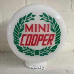 Classic Mini Cooper Laurel Wreath Mini Gas Pump Globe Alloy LED Lamp USB Powered
