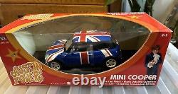 MINI COOPER Union Flag Austin Powers Rare 118 Die Cast Model Car Brand New